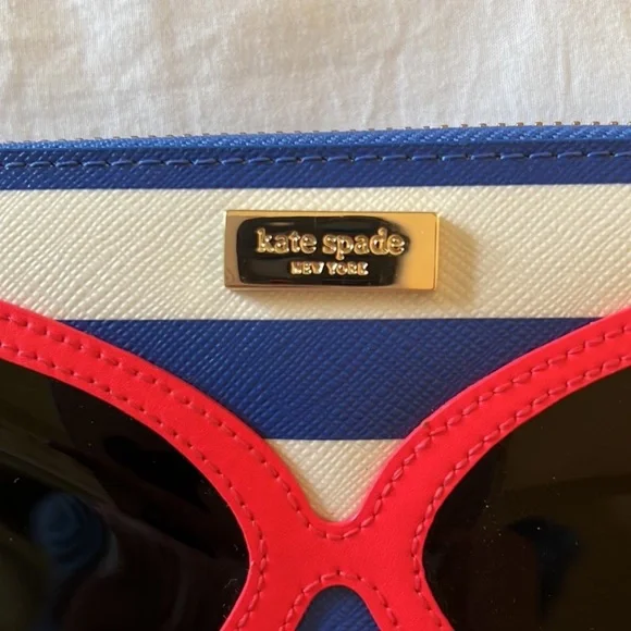 Kate Spade || Sunglasses ‘Make a Splash’ Neda Wallet || Like New - Picture 3 of 7